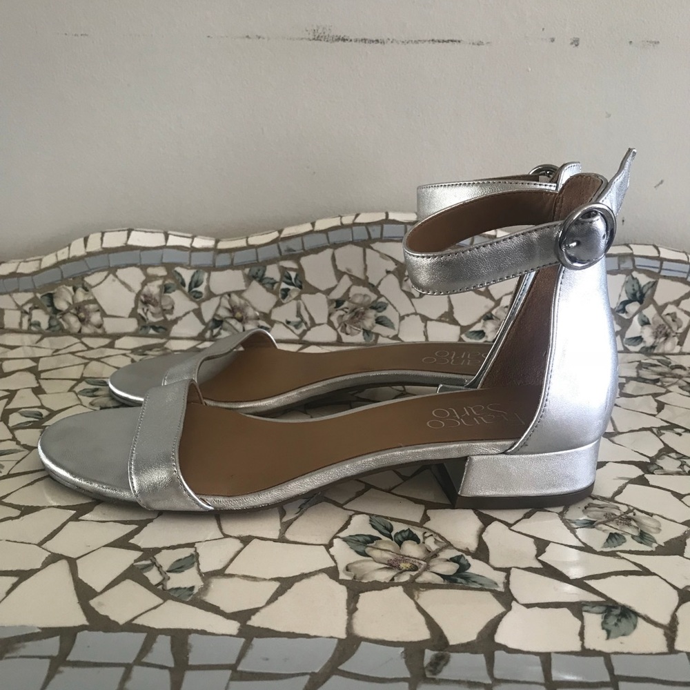 Sandals - Picture 3 of 7